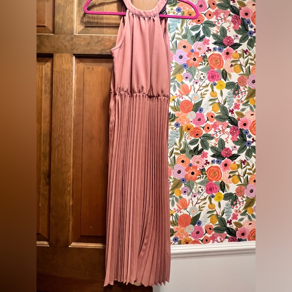 SHEIN Mauve Pink Pleated Dress - Picture 3 of 6